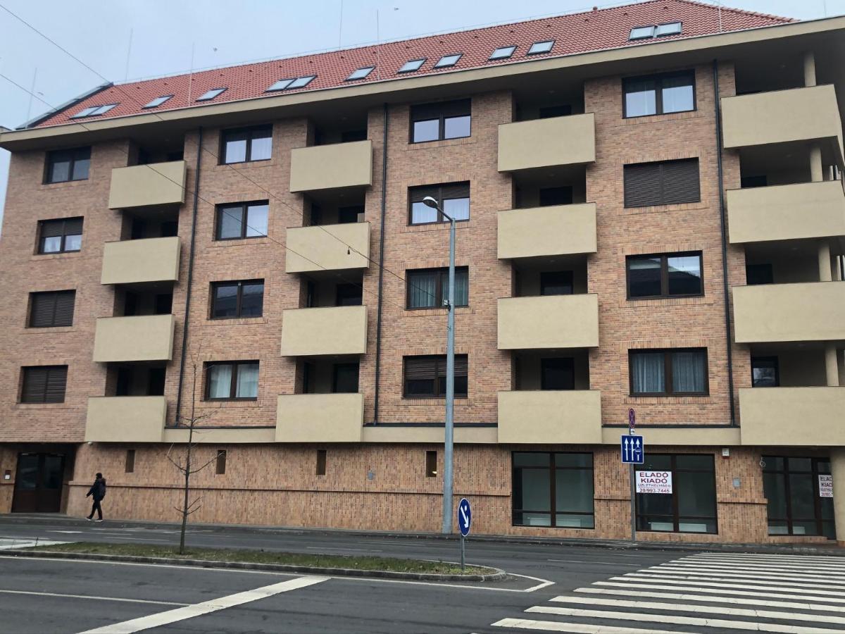 Diamond Apartman 德布勒森 外观 照片